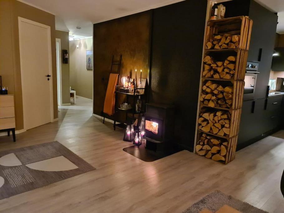 Koselig Og Moderne Leilighet, Meget Sentralt I Narvik Med Gratis Parkering! Extérieur photo