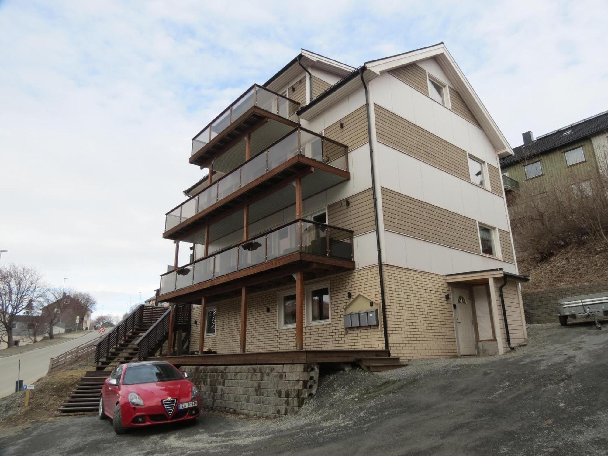 Koselig Og Moderne Leilighet, Meget Sentralt I Narvik Med Gratis Parkering! Extérieur photo